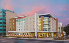 Hampton Inn&Suites LAX El Segundo